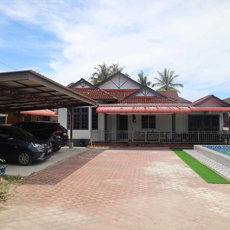D'Bali Homestay - Private Swimming Pool, Netflix, Internet Wifi ,Cuckoo, Internet Wifi , Dryer, Washing Machine, Aircond Setiap Bilik & Ruang Tamu Pasir Puteh Εξωτερικό φωτογραφία